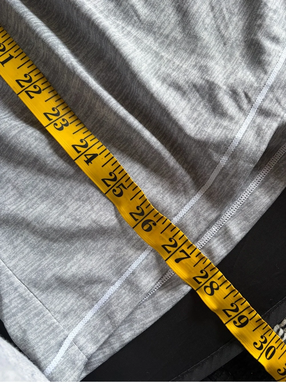 Under Armour Men’s Light Gray Quarter-Zip Pullover Sweater